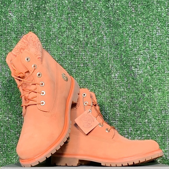 New Timberland WOMEN'S 6" PREMIUM BOOTS SUNBURN - Picture 4 of 8
